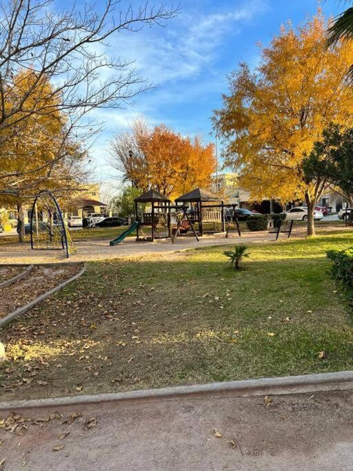 Casa Granada Cercana A Consulado Y Aeropuerto. Ciudad Juárez Eksteriør bilde